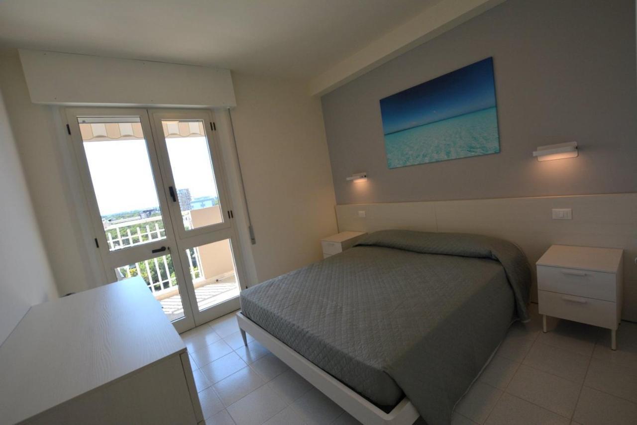 Lignano Pineta With Sea View Apartment Lignano Sabbiadoro Ngoại thất bức ảnh
